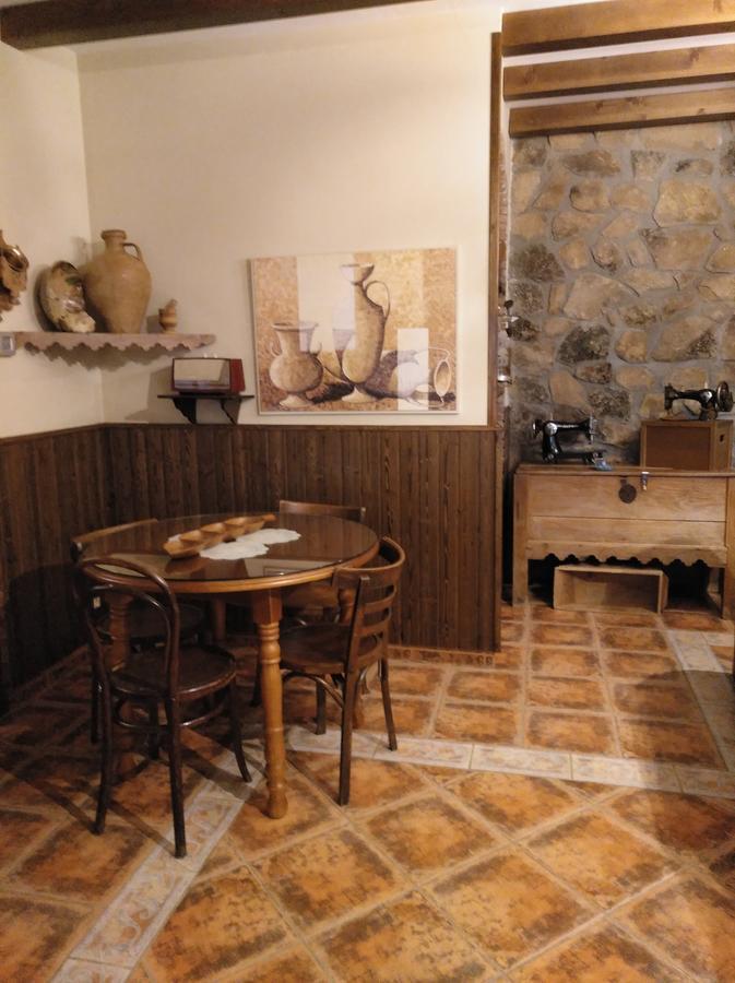 Casa Rural Pena Falcon Torrejón el Rubio Exterior foto